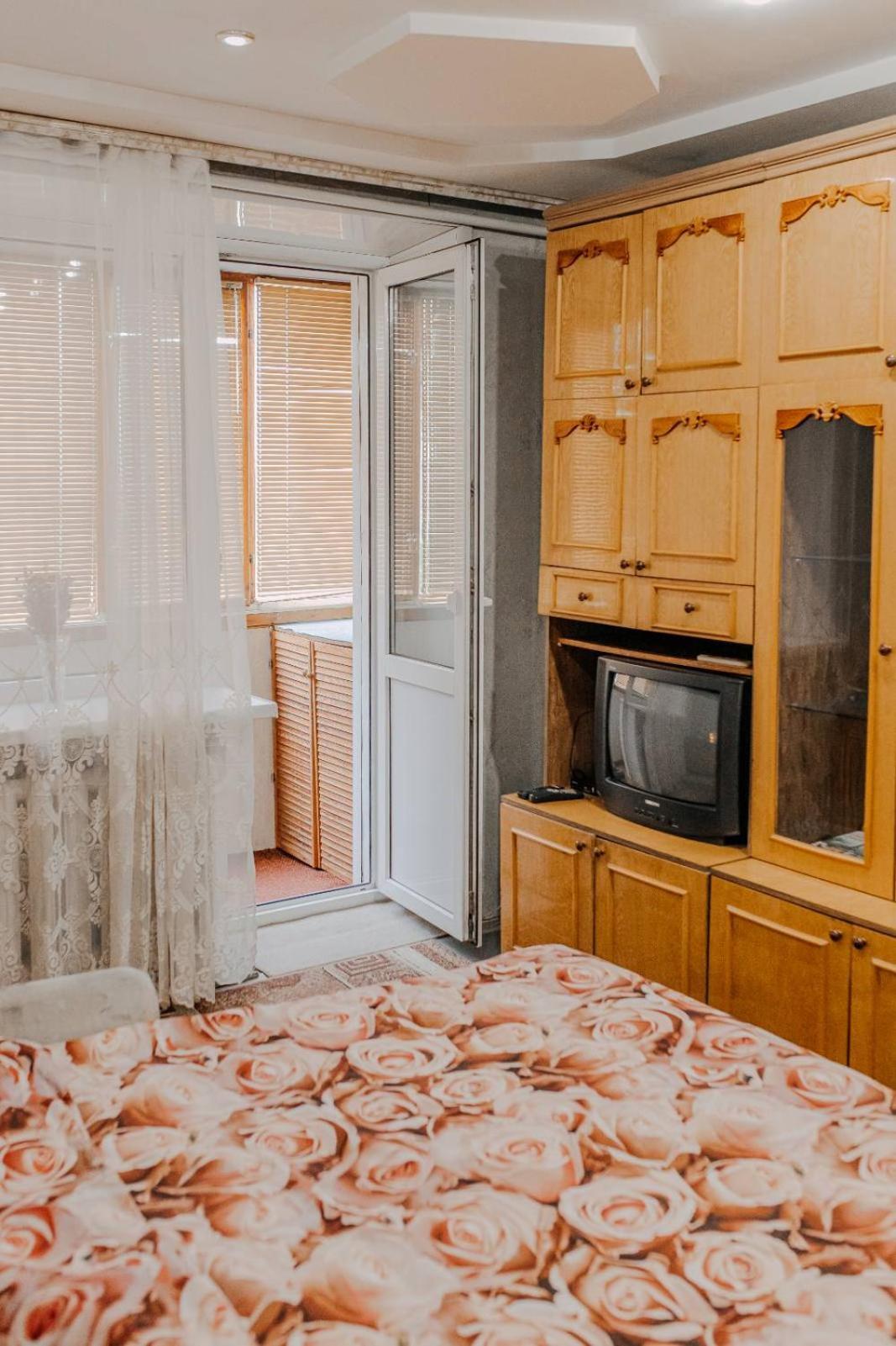 Comfortable Apartments On Hrushevskogo Street Near 16 City Hospital 드네프로페트로프스크 외부 사진